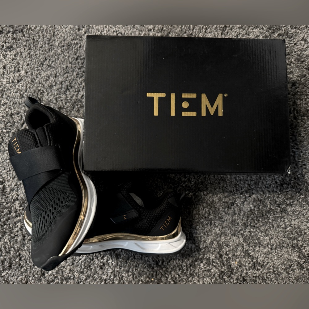 TIEM Slipstream Cycling/Trainer Shoe | 2 bolt (Black w/ gold detail)
